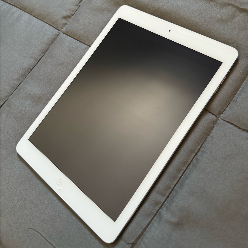 iPad Air 9.7”